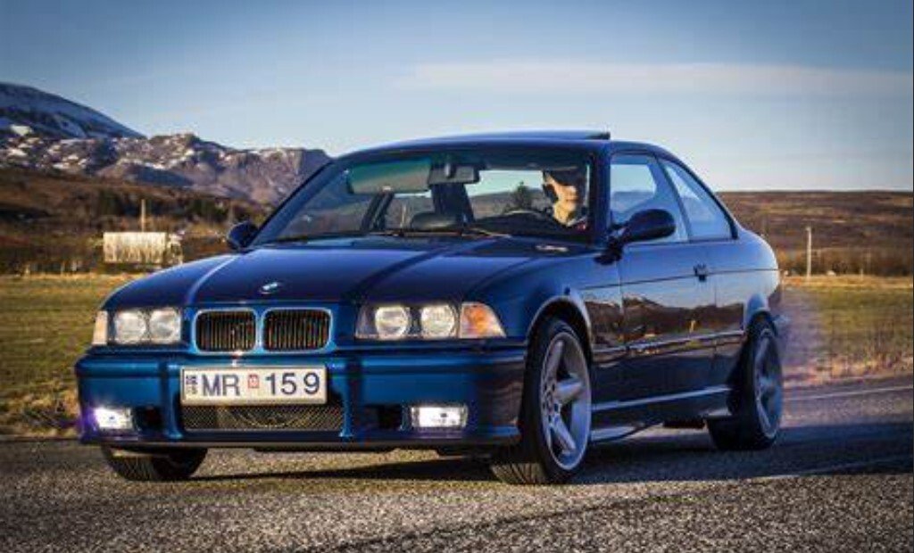 BMW E36 - blue